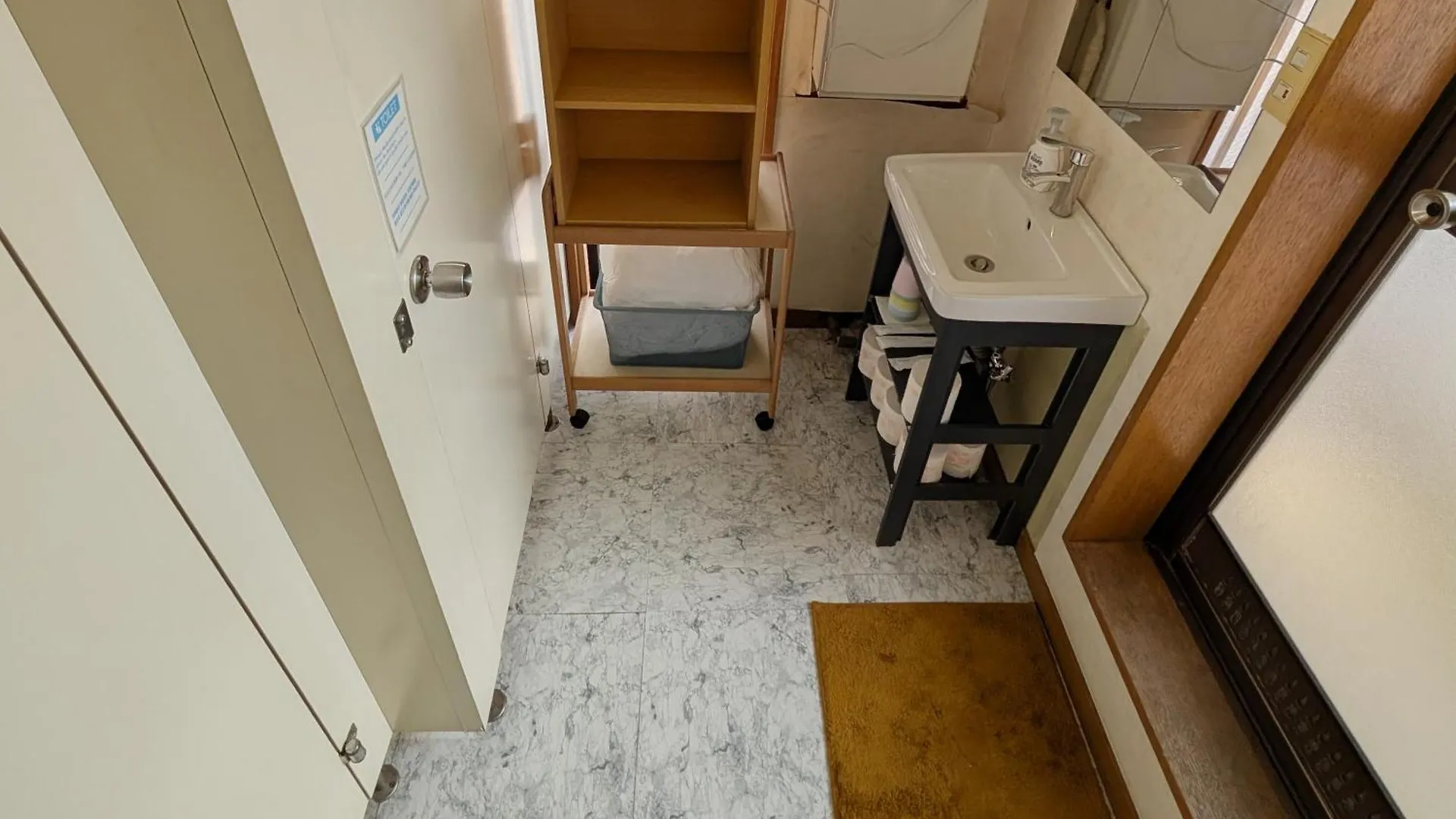Okachimachi Staypia Tokyo Apartment